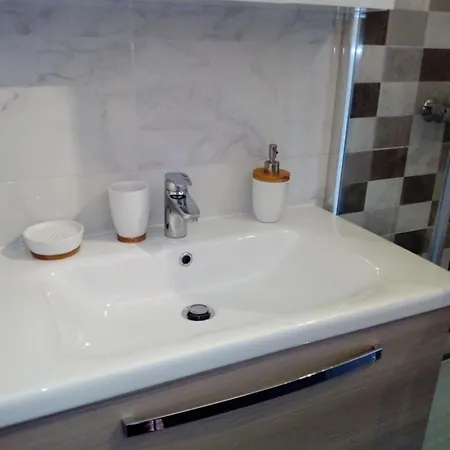 With One Bedroom , Mendula Apartament
